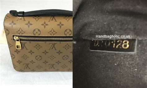 do louis vuitton shoes have serial numbers|Louis Vuitton 070117.